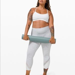 Lululemon flow y bra